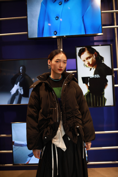 2023 OUTER COLLECTION：SAKI NAKASHIMA 着用画像1