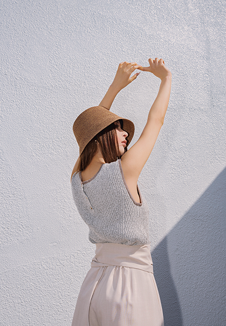 LAGUNAMOON meets michi ESSENTIALS with summer material